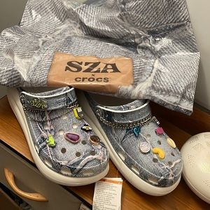 Mega crush sza crocs